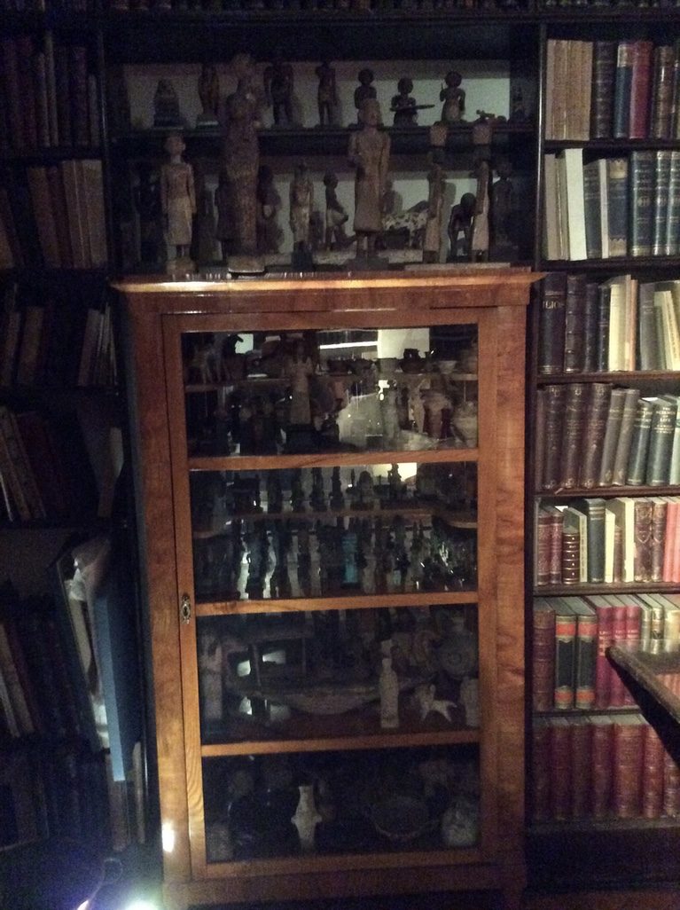 Freud Museum, London - 03.jpg